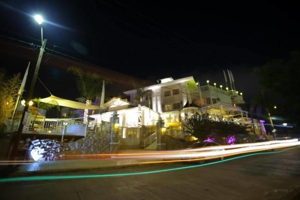 Club House Hotel Villa Carlos Paz Ngoại thất bức ảnh